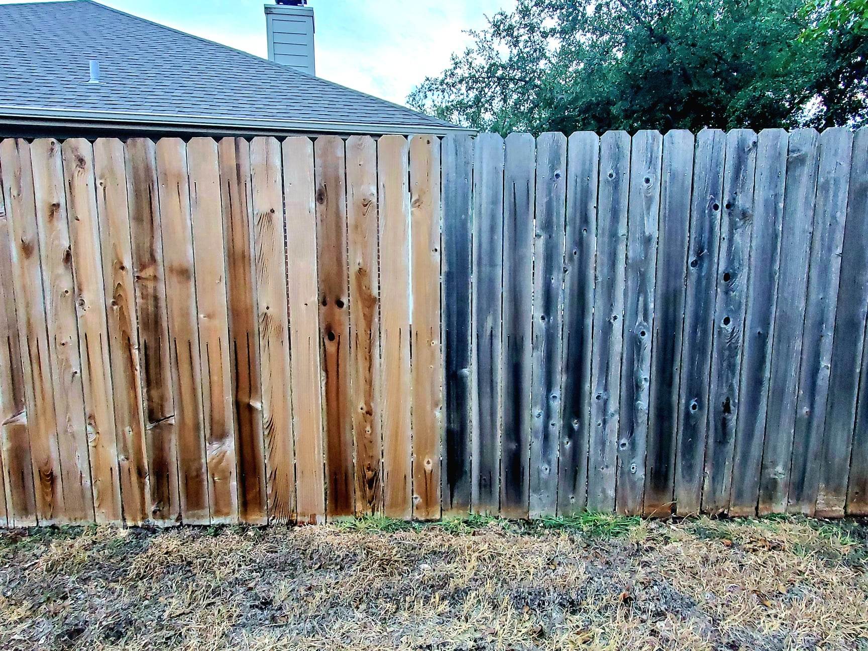 Waco Hydro Wash Pressure Washing & Soft Washing - Wood Fence Cleaning Before & After