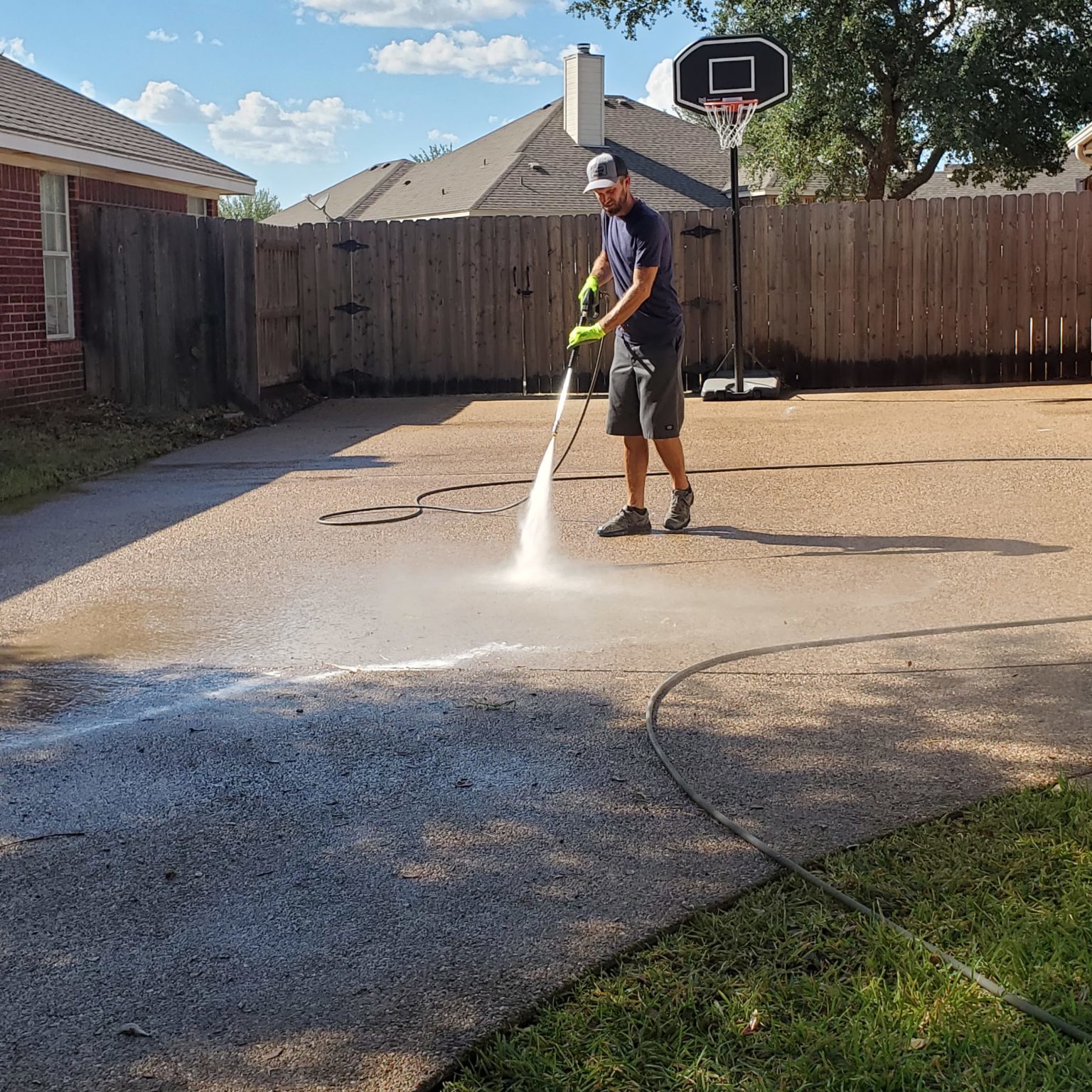 Sidewalk & Driveway Pressure Washing Services Waco, Lorena & Central Texas